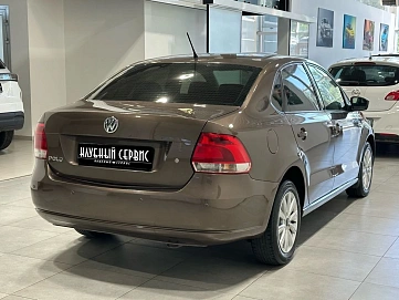 Volkswagen Polo, 2015г, передний привод, автомат