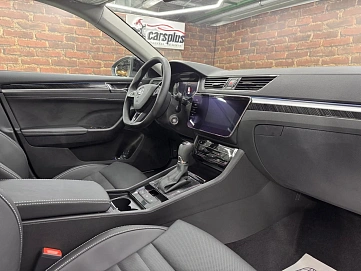 Skoda Superb, 2025г, передний привод, робот