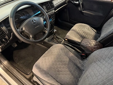Opel Vectra, 1999г, передний привод, механика
