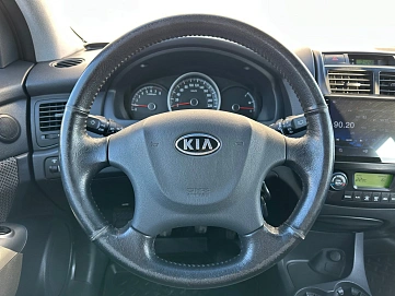 Kia Sportage, 2009г, передний привод, механика