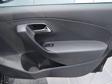 Volkswagen Polo, 2011г, передний привод, механика