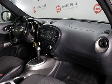 Nissan Juke, 2012г, передний привод, вариатор