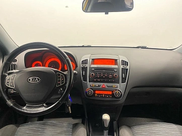 Kia Ceed, 2008г, передний привод, автомат