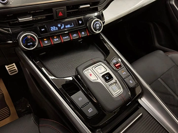 Hyundai Lafesta, 2025г, передний привод, робот