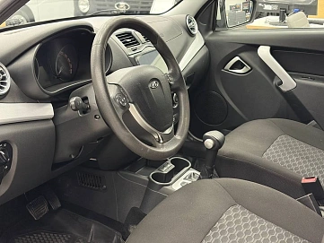 Lada (ВАЗ) Granta, 2019г, передний привод, автомат