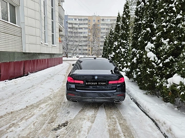 BMW 5 серии, 2021г, задний привод, автомат