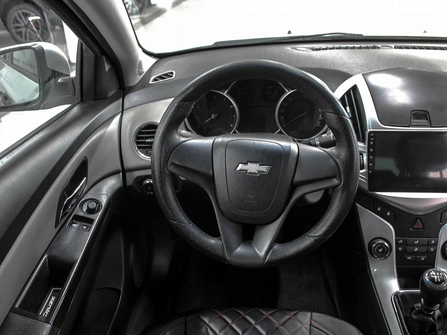 Chevrolet Cruze, 2013г., передний привод, механика