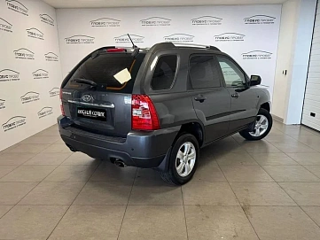 Kia Sportage, 2009г, передний привод, механика