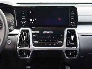 Kia Sorento, 2021г, полный привод, автомат