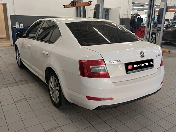 Skoda Octavia, 2013г, передний привод, механика