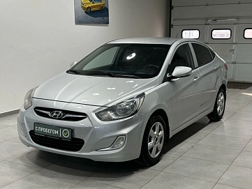 Hyundai Solaris, 2012г, передний привод, механика