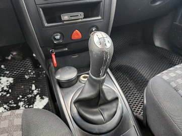 Renault Megane, 2006г, передний привод, механика