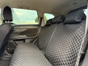 Mitsubishi Outlander, 2017г, передний привод, вариатор