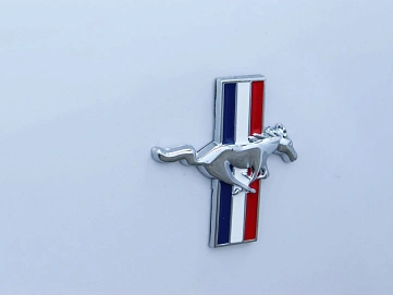 Ford Mustang, 2019г, задний привод, автомат