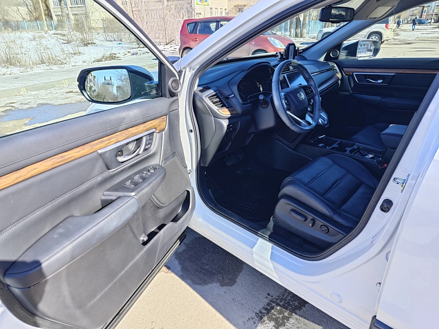Honda CR-V, 2020г., полный привод, вариатор