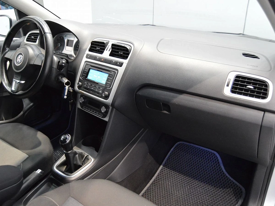 Volkswagen Polo, 2013г., передний привод, механика