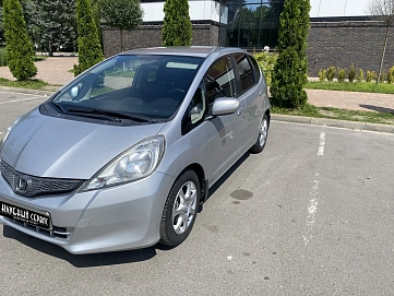 Honda Jazz, 2011г, передний привод, механика