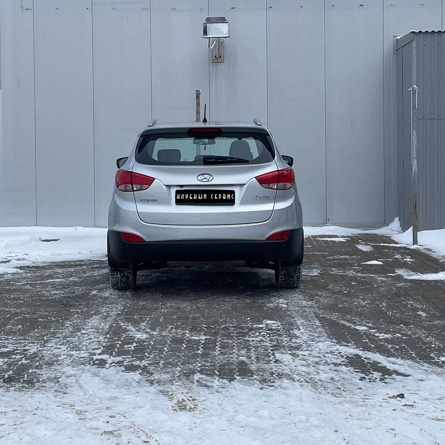 Hyundai ix35, 2011г., передний привод, автомат