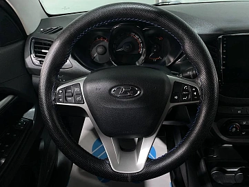 Lada (ВАЗ) Vesta, 2019г, передний привод, механика