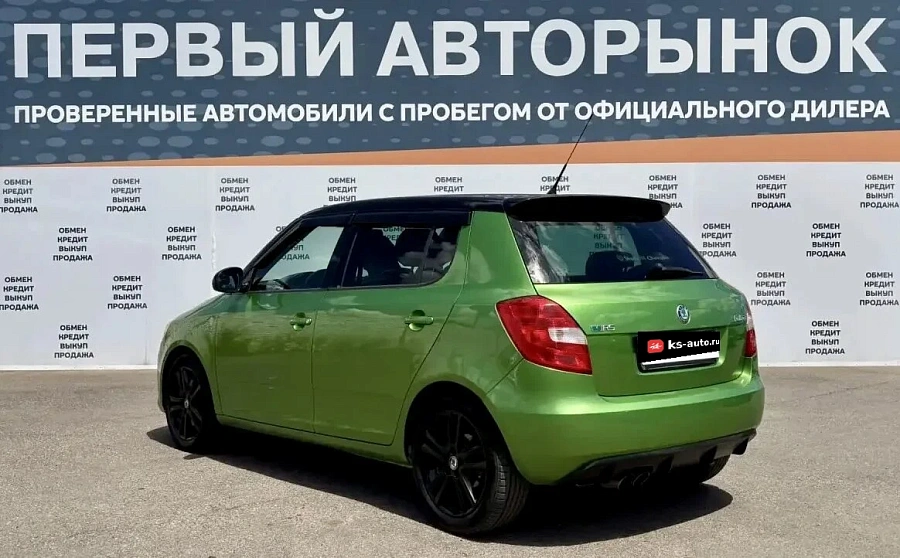 Skoda Fabia RS, 2011г., передний привод, робот