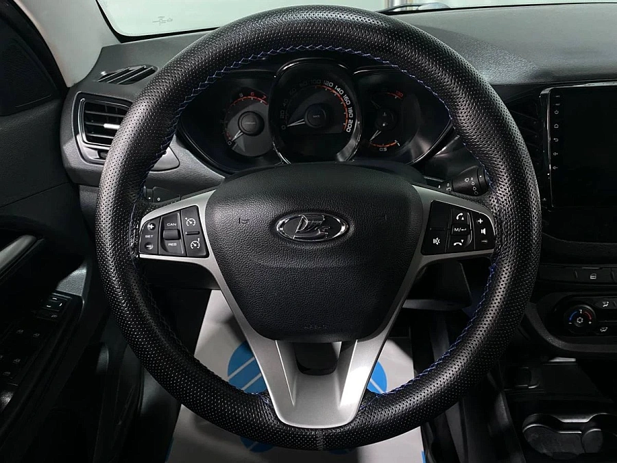 Lada (ВАЗ) Vesta, 2019г., передний привод, механика