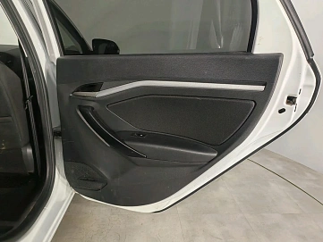 Lada (ВАЗ) Vesta, 2019г, передний привод, механика