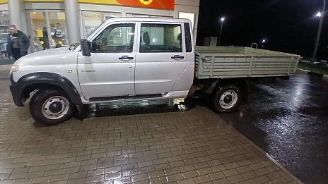 УАЗ Профи  двухрядная кабина , 2023г, Заднеприводный с подключаемым передним привод, Механическая