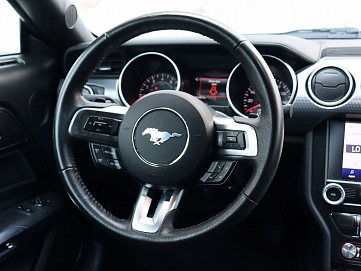 Ford Mustang, 2019г, задний привод, автомат