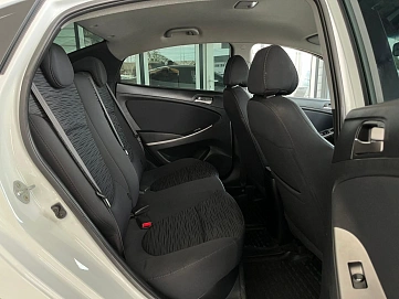 Hyundai Solaris, 2015г, передний привод, автомат