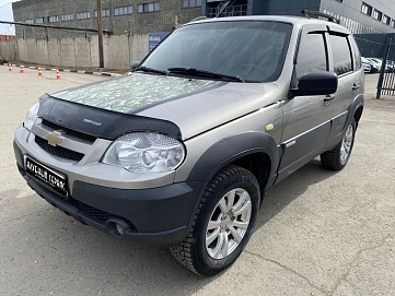 Chevrolet Niva, 2012г, передний привод, механика