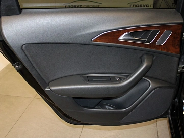 Audi A6, 2011г, передний привод, автомат