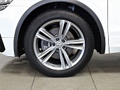 Volkswagen Tiguan, 2019г., передний привод, автомат