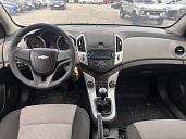 Chevrolet Cruze, 2014г., передний привод, механика