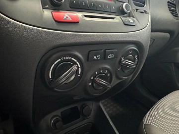 Kia Rio, 2010г., передний привод, механика