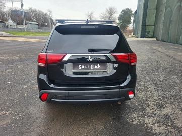 Mitsubishi Outlander, 2018г, полный привод, вариатор