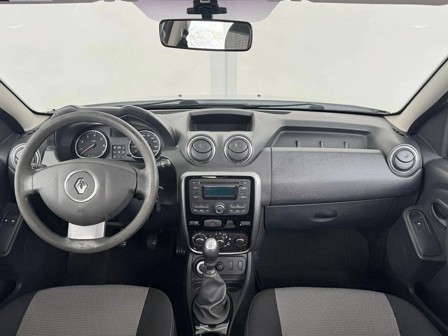 Renault Duster, 2012г., передний привод, механика