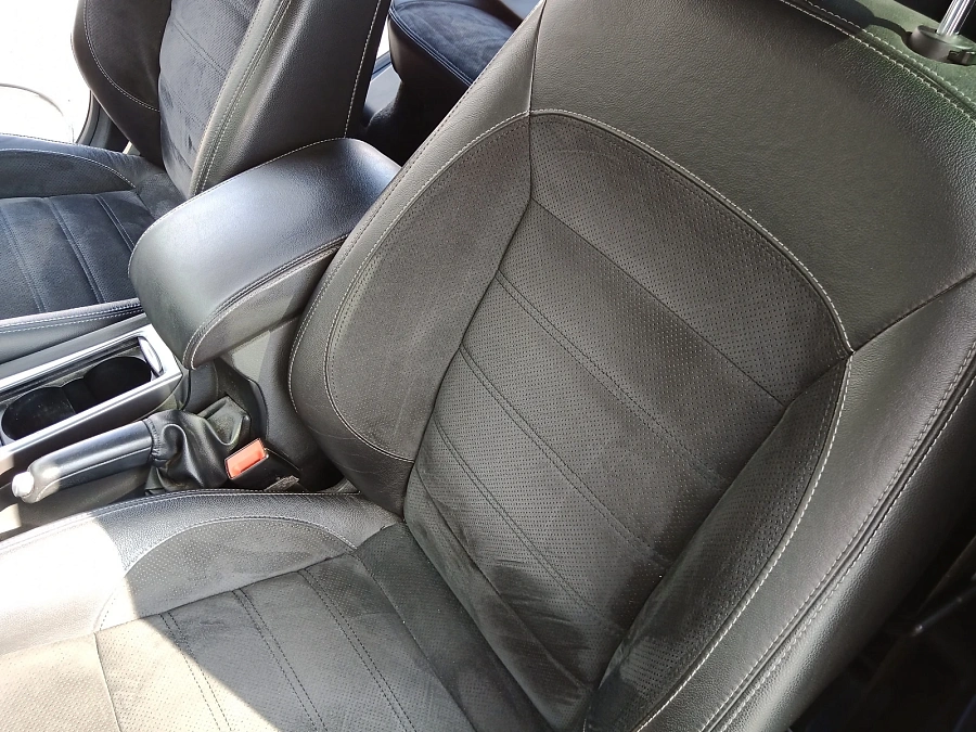 Ford Mondeo, 2012г., передний привод, робот
