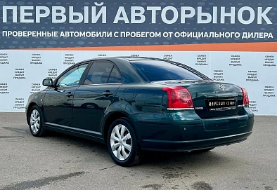 Toyota Avensis, 2005г, передний привод, автомат