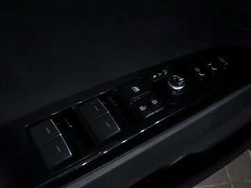 Toyota Camry, 2025г, передний привод, вариатор