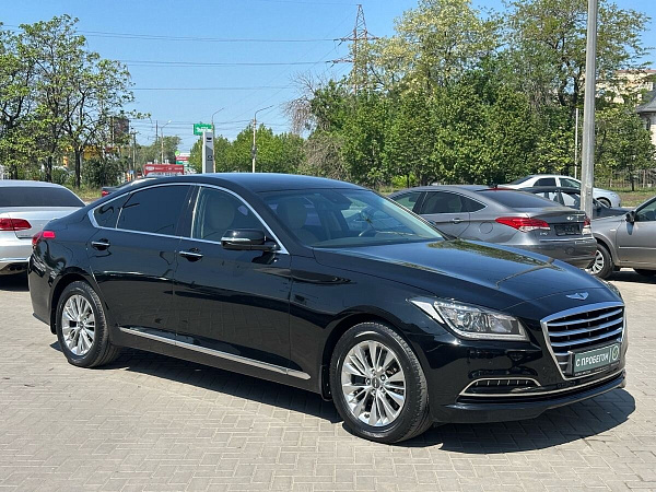 Hyundai Genesis, 2016г., задний привод, автомат