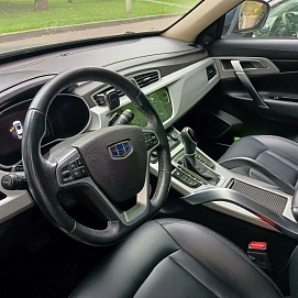 Geely Atlas, 2018г, передний привод, автомат