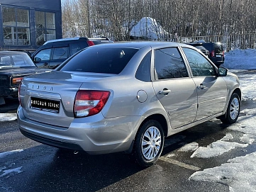 Lada (ВАЗ) Granta, 2021г, передний привод, механика