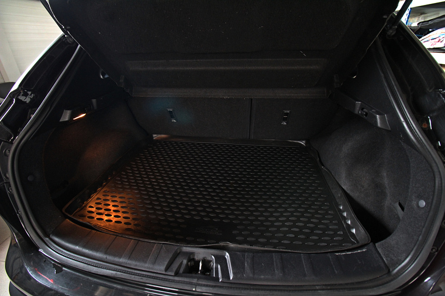 Nissan Qashqai, 2014г., передний привод, вариатор