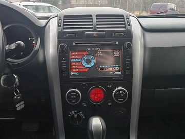 Suzuki Grand Vitara, 2011г, полный привод, автомат