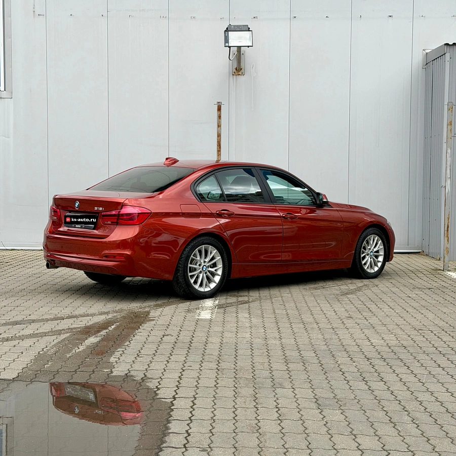 BMW 3 серии, 2017г., задний привод, автомат