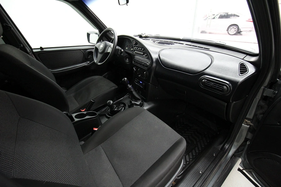 Chevrolet Niva, 2017г., полный привод, механика