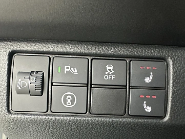 Honda Vezel, 2022г, передний привод, вариатор