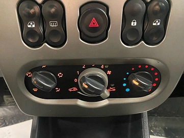 Renault Logan, 2011г, передний привод, механика