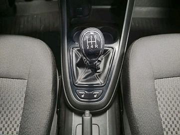 Lada (ВАЗ) Vesta, 2017г, передний привод, механика