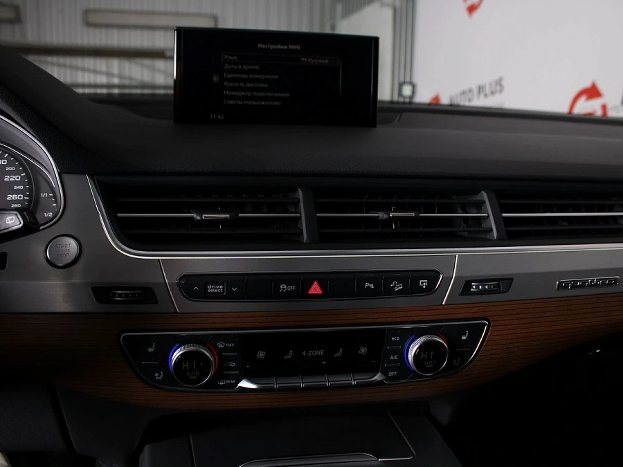 Audi Q7, 2016г., полный привод, автомат